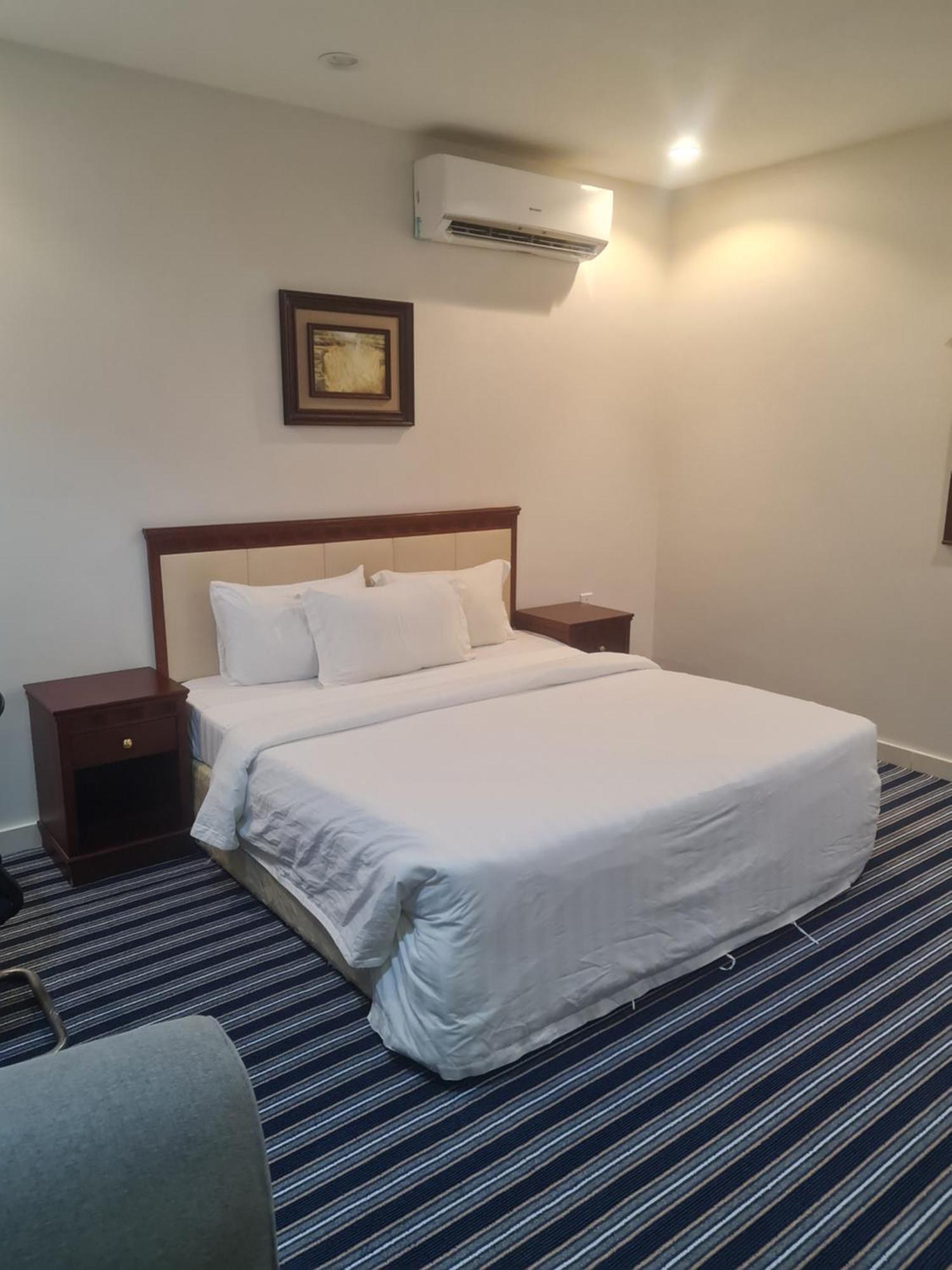 Makarim Palm Hotel Рабиг Экстерьер фото